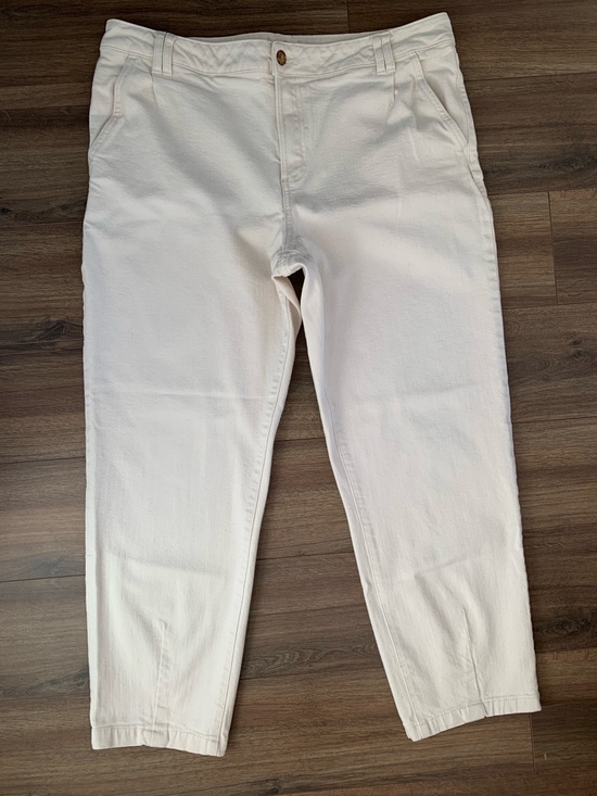 Sezane Pants - Sezane Jeans women’s 99% organic cotton manu low-rise straight legs size US 14